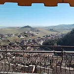 Teresa Al Belvedere Rooms&holidayapartments Camere&appartamenti Castellinaldo