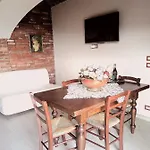 Apartment Teresa Al Belvedere Rooms&holidayapartments Camere&appartamenti Castellinaldo